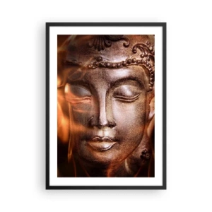 Poster în ramă neagră - Sculptura lui Buddha strălucind cu o lumină caldă - 50x70cm - Există doar aici și acum - Decorațiune modernă pentru perete pentru living și dormitor ARTTOR