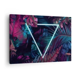 Tablou pe pânză Canvas - Un triunghi neon înconjurat de frunze tropicale în culori închise. - 70x50cm - Grădină în stil disco - Decorațiune modernă pentru perete pentru living și dormitor ARTTOR