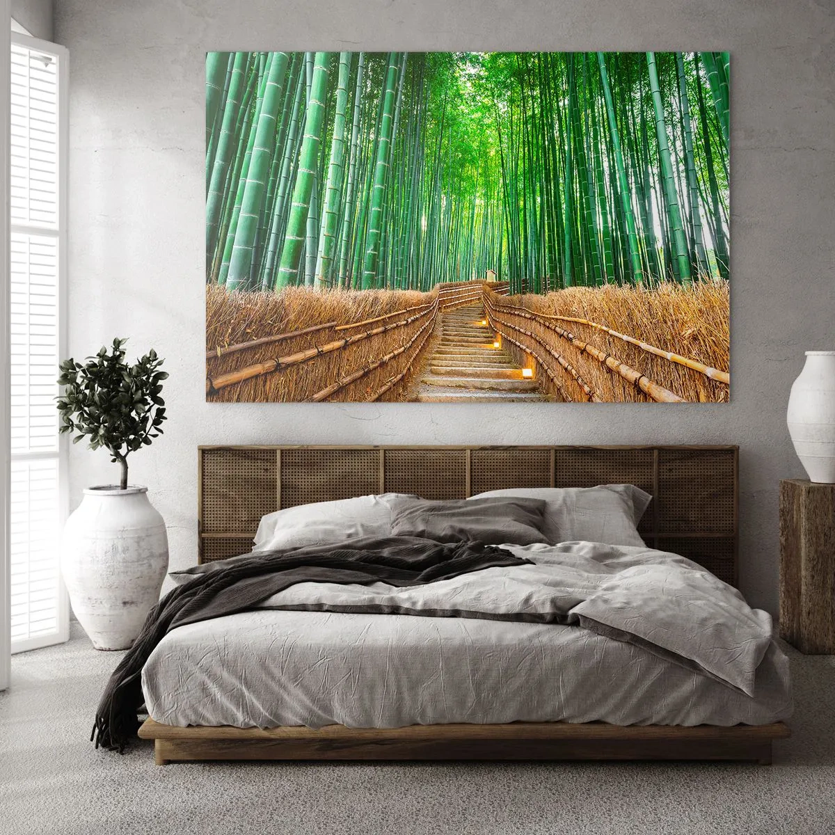 Tablou pe sticlă - O potecă în pădurea de bambus care duce prin scări - 70x50cm - Esența naturii asiatice - Decorațiune modernă pentru perete pentru living și dormitor ARTTOR