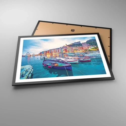 Poster în ramă neagră - O seară plină de culoare în port - 70x50 cm